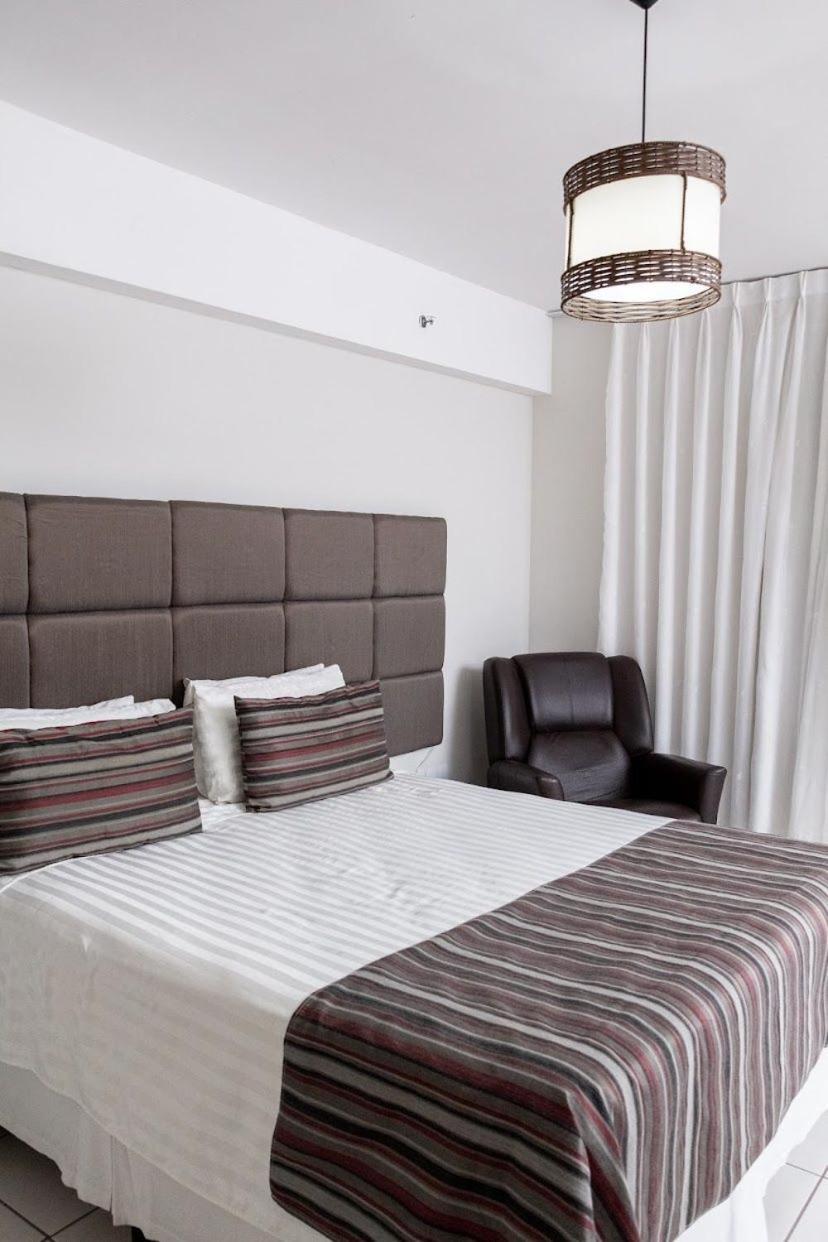 Saint James Palace Hotel Lencois Paulista Buitenkant foto